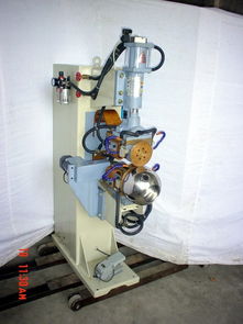 不銹鋼壺滾焊機(jī)規(guī)格型號及價(jià)格 調(diào)制切斷機(jī) 修邊機(jī) 彎框機(jī) 冷軋壓扁成型機(jī)