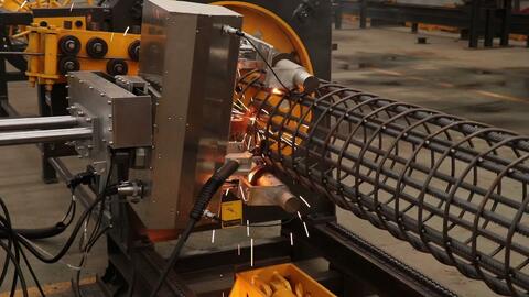 一款精致的鋼筋籠滾焊機 配合自動焊接 看看這焊點